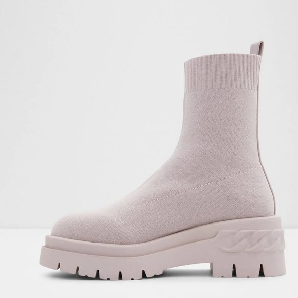 NWOB Aldo Bigact Chelsea Boot - Picture 2 of 4